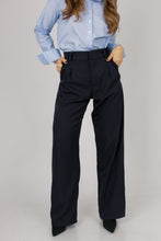 Cargar imagen en el visor de la galería, PANTALON FARAH AZUL MARINO
