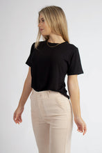 Cargar imagen en el visor de la galería, CAMISETA BASICA NEGRO
