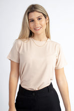 Cargar imagen en el visor de la galería, CAMISETA BASICA BEIGE
