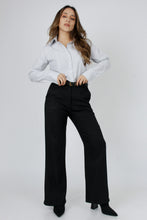 Cargar imagen en el visor de la galería, BLUSA CLASSY LISTADO GRIS
