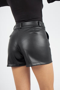 SHORT MILA NEGRO