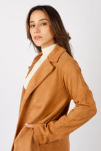 Cargar imagen en el visor de la galería, SACO OLENKA CAMEL
