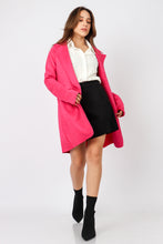 Cargar imagen en el visor de la galería, SACO OLENKA FUCSIA
