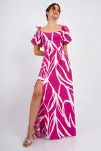 Cargar imagen en el visor de la galería, VESTIDO KIARA MAGENTA
