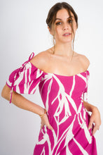 Cargar imagen en el visor de la galería, VESTIDO KIARA MAGENTA
