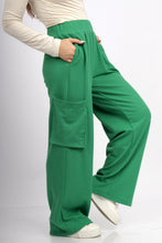 Cargar imagen en el visor de la galería, PANTALON DENISSE VERDE PERICO
