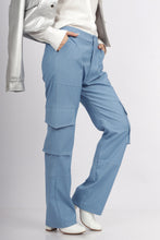 Cargar imagen en el visor de la galería, PANTALON SELENA CELESTE
