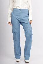 Cargar imagen en el visor de la galería, PANTALON SELENA CELESTE
