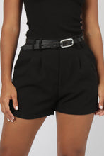 Cargar imagen en el visor de la galería, SHORT MARA NEGRO
