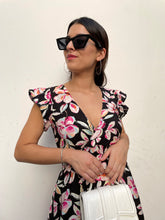 Cargar imagen en el visor de la galería, VESTIDO CRISTINA NEGRO FLORES
