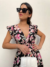 Cargar imagen en el visor de la galería, VESTIDO CRISTINA NEGRO FLORES
