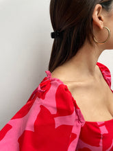 Cargar imagen en el visor de la galería, VESTIDO KIARA FUCSIA
