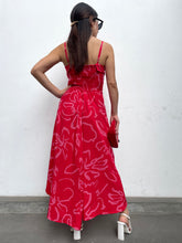 Cargar imagen en el visor de la galería, VESTIDO LUZ FUCSIA
