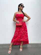 Cargar imagen en el visor de la galería, VESTIDO LUZ FUCSIA
