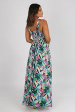 Cargar imagen en el visor de la galería, VESTIDO RAFAELLA VERDE

