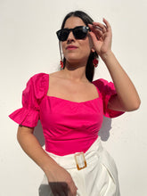 Cargar imagen en el visor de la galería, BLUSA AURORA FUCSIA
