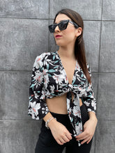 Cargar imagen en el visor de la galería, TOP ESTELA NEGRO
