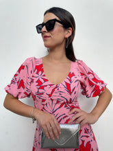 Cargar imagen en el visor de la galería, VESTIDO ORIANA FUCSIA
