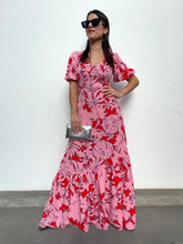 Cargar imagen en el visor de la galería, VESTIDO ORIANA FUCSIA
