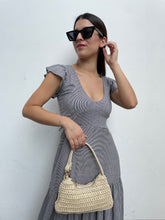 Cargar imagen en el visor de la galería, VESTIDO CAMILA NEGRO
